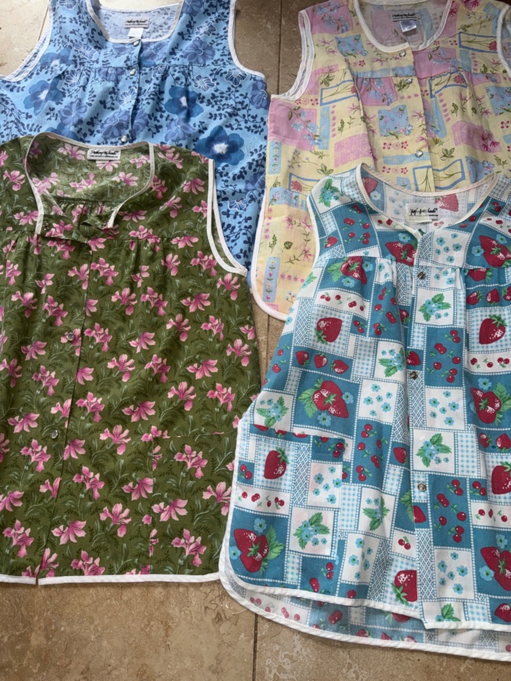 FOUR Vintage Anthony Richards Cobbler Aprons Smocks Medium